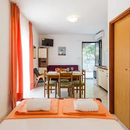Apartment Pelegrin Zavala